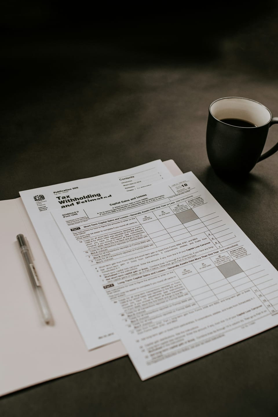 Do mortgage underwriters use gross or net income for qualification?